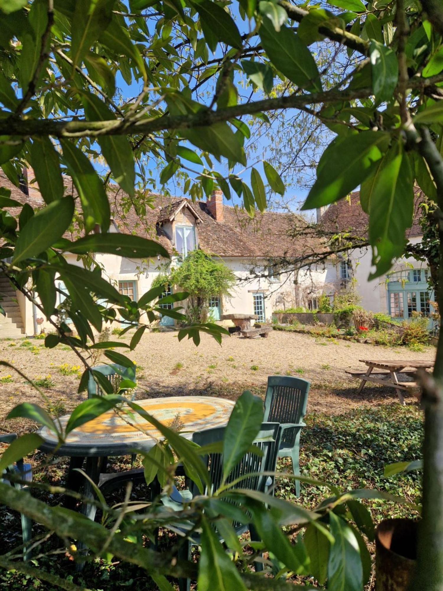 Ferme Equestre & Chambres D'Hotes Gateau Stables Proche Guedelon Saint-Amand-en-Puisaye Εξωτερικό φωτογραφία